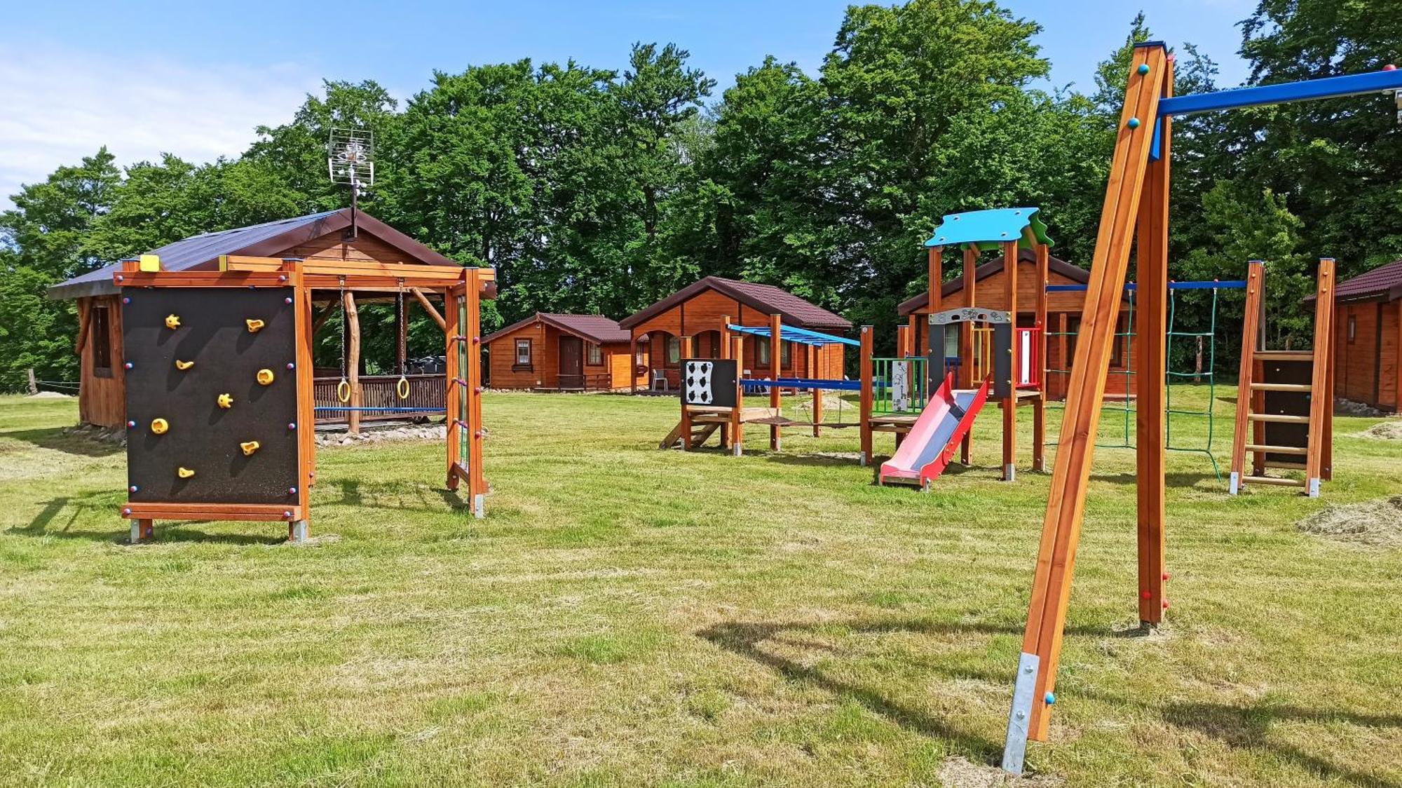 Ranczo Wodnica - Domki Letniskowe, Domki Na Wylacznosc Ustka Kültér fotó